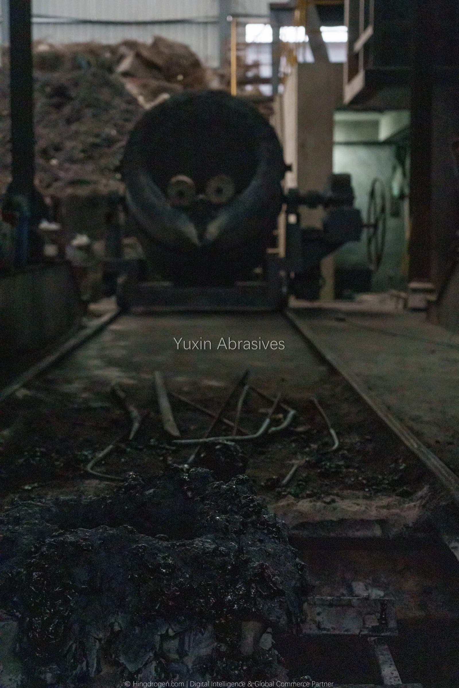 YUXIN production photograph: Molten steel transfer & centrifugal granulation, record _DSC9117