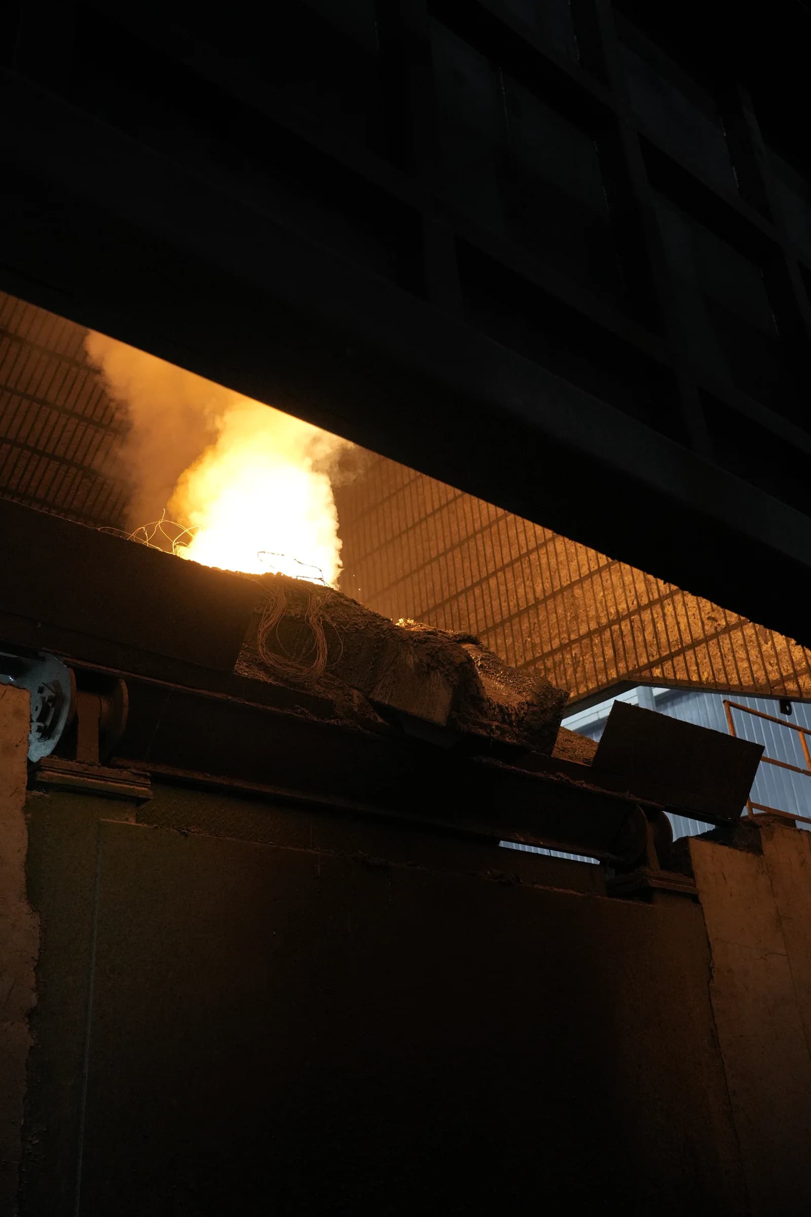 YUXIN production photograph: Dust collection & auxiliary systems, record _DSC9224