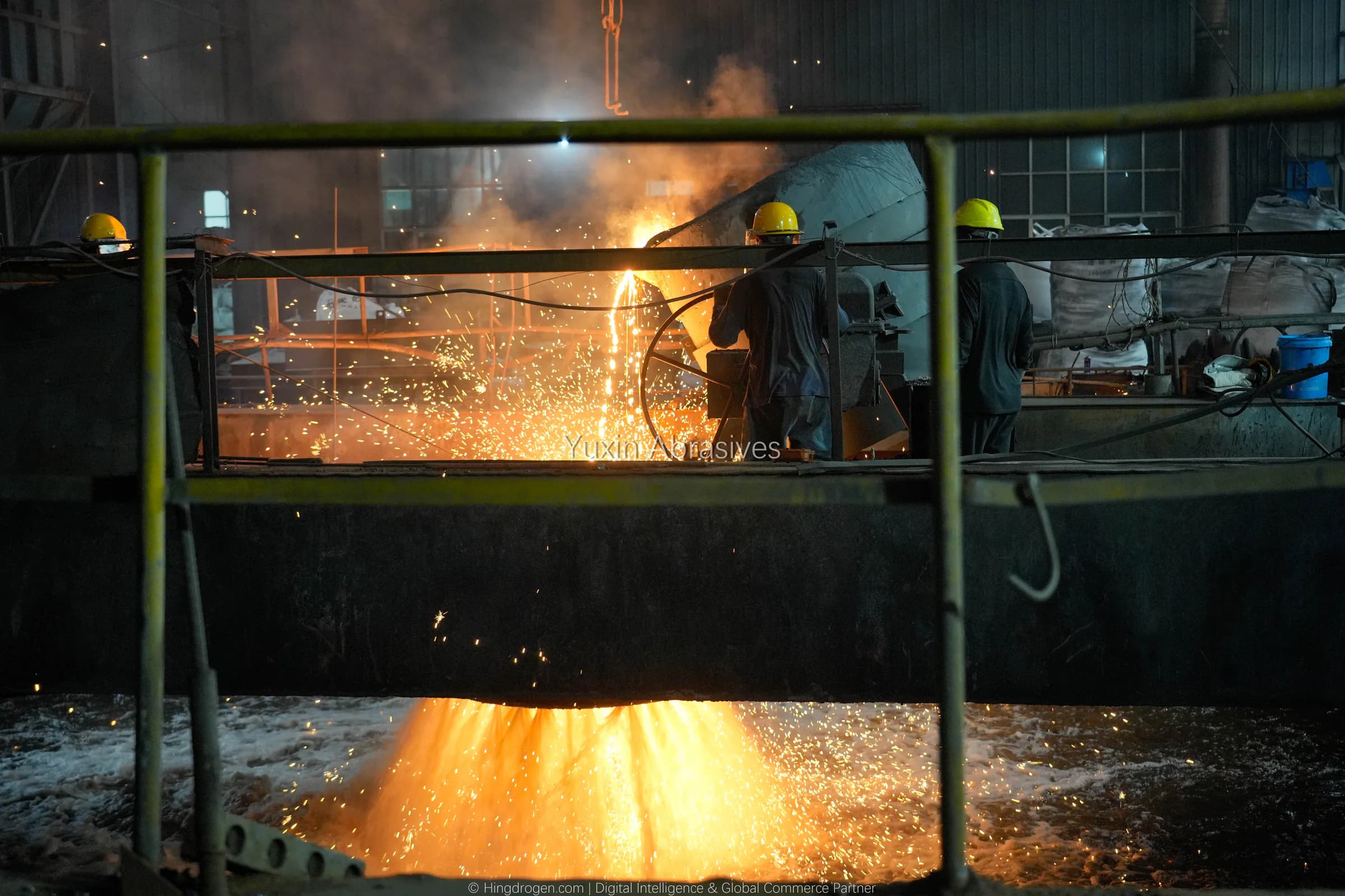 YUXIN production photograph: Molten steel transfer & centrifugal granulation, record _DSC9230