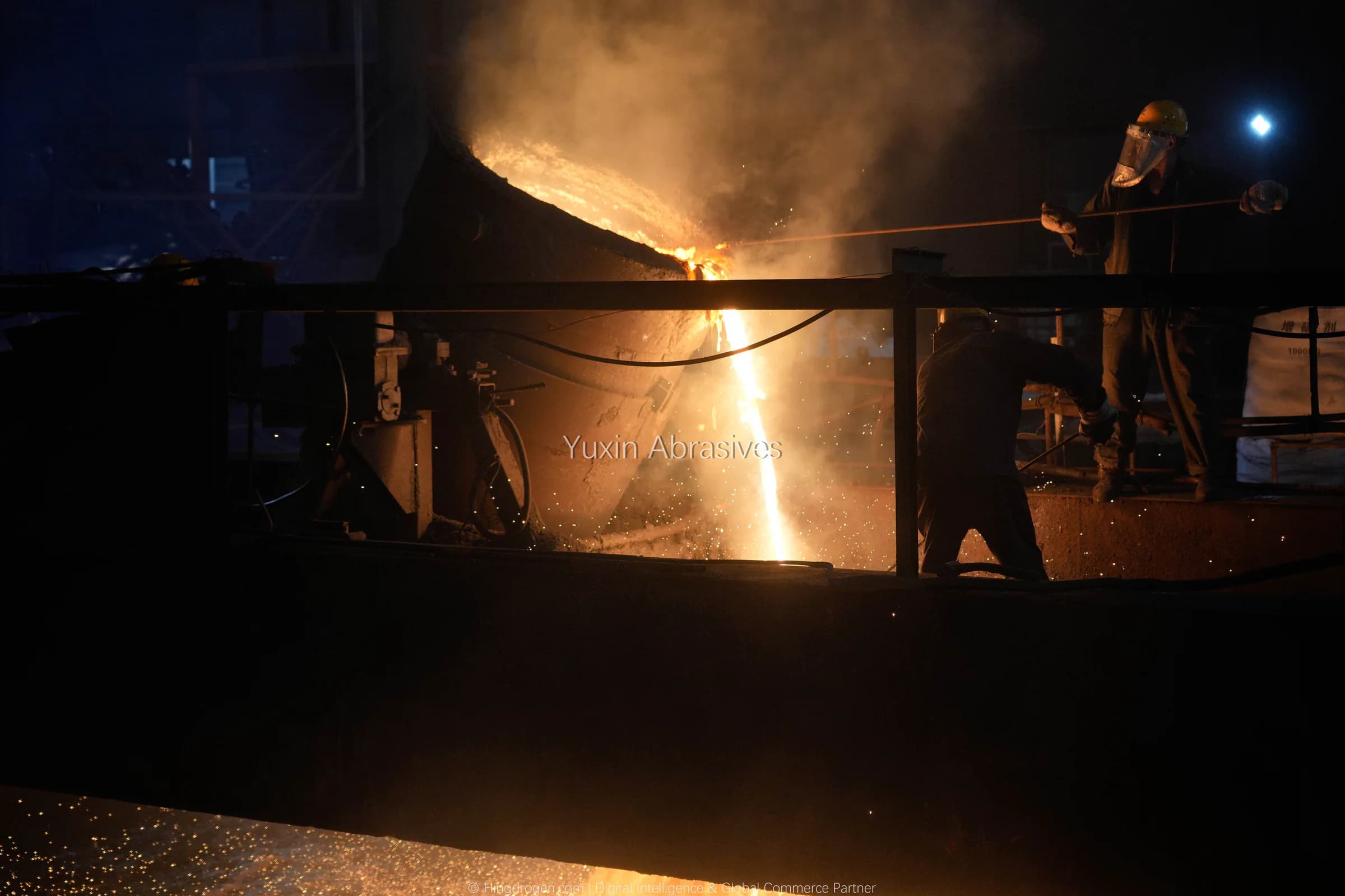 YUXIN production photograph: Molten steel transfer & centrifugal granulation, record _DSC9318